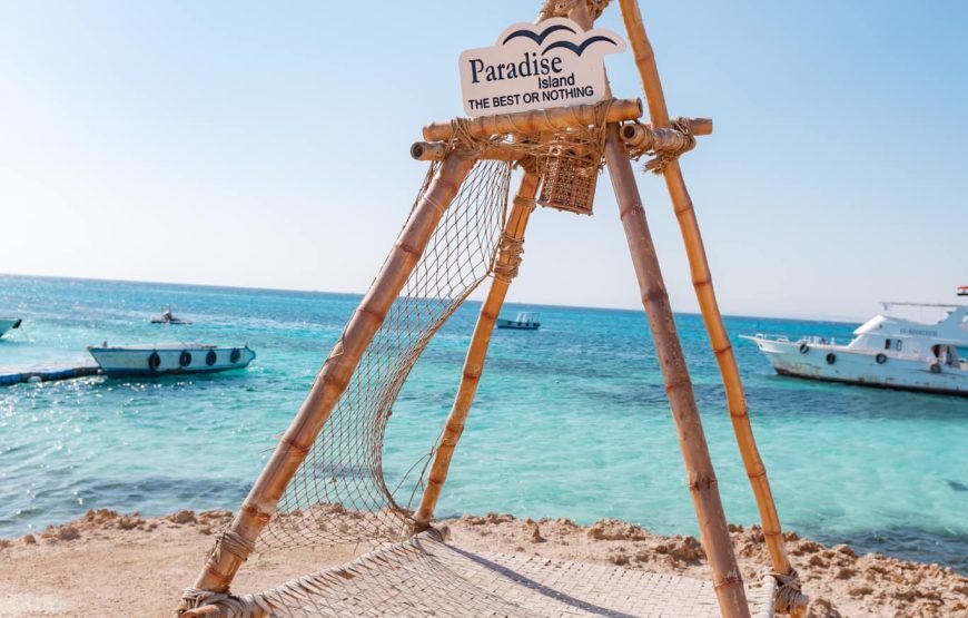 Private Speed boat to Paradise Island, Water Sports – Hurghada