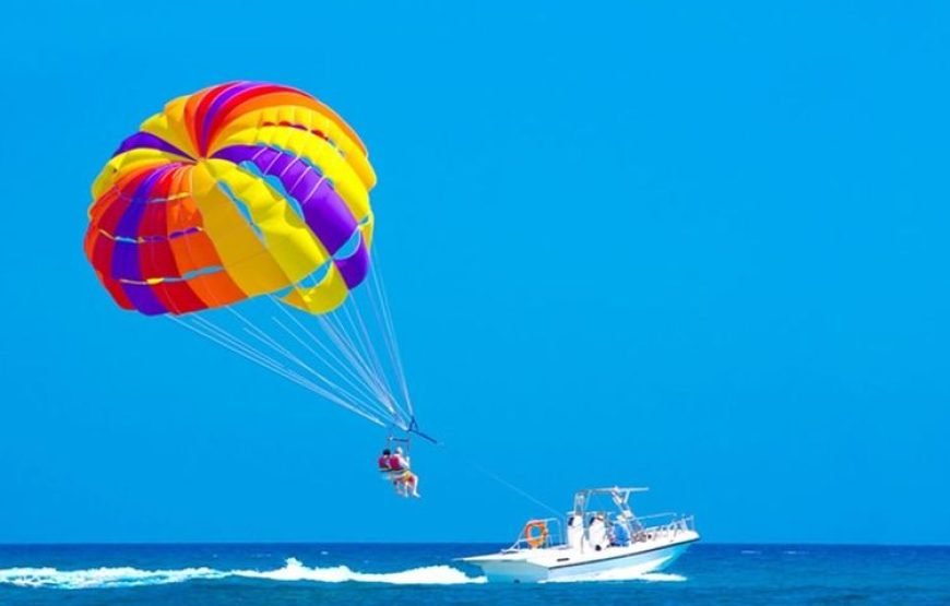 Orange Bay Island Boat Trip, Parasailing and Lunch – Hurghada